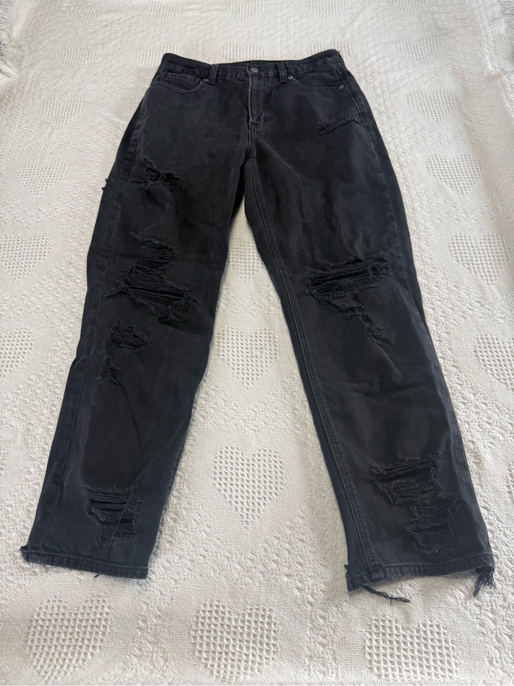 American Eagle Black Distressed Mom Jeans (8)